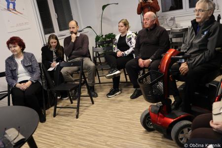 Izzivi dolgožive družbe (8)